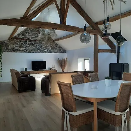 Au Coeur Des Vallees Feriehus *